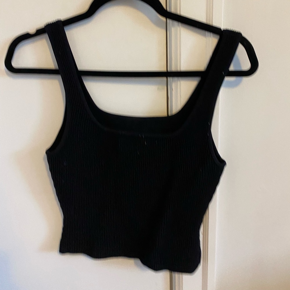 Babaton Ribbed Crop Top